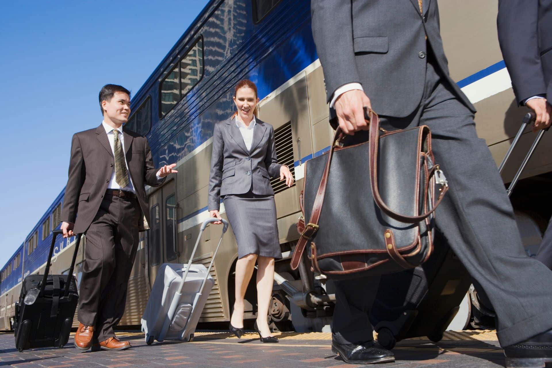 4 Tips for Decreasing Corporate Travel Expenses