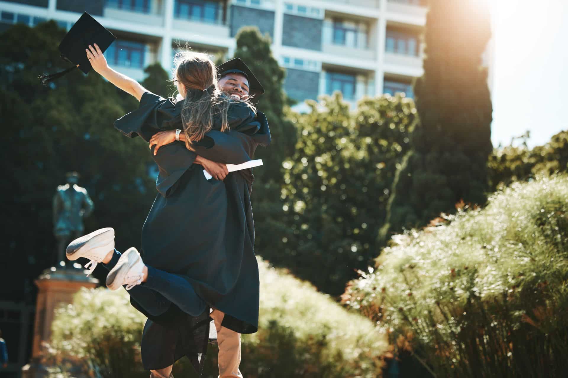 3 Best Cities to Visit after Graduation