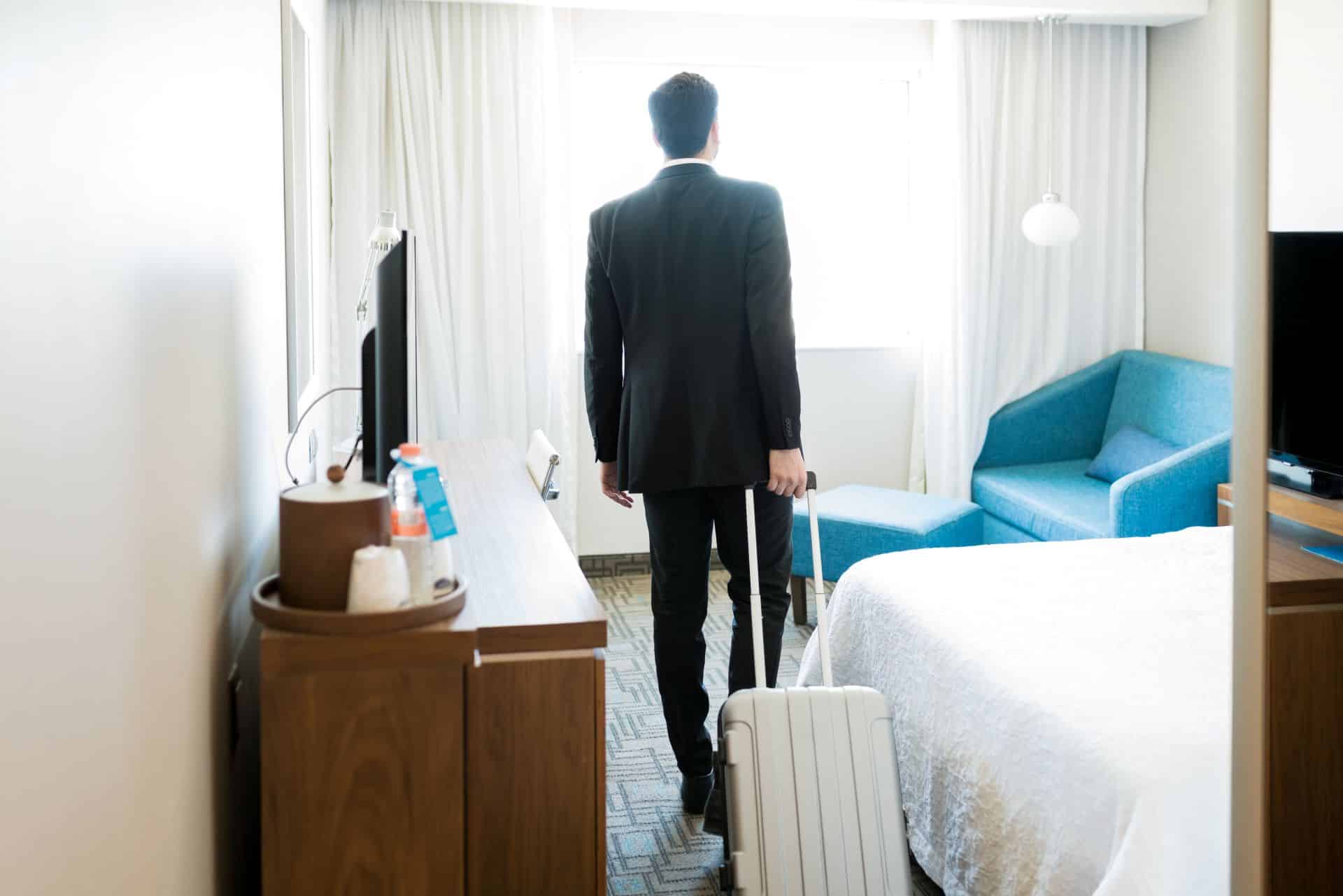 Hotels vs. Airbnb for Business Travel