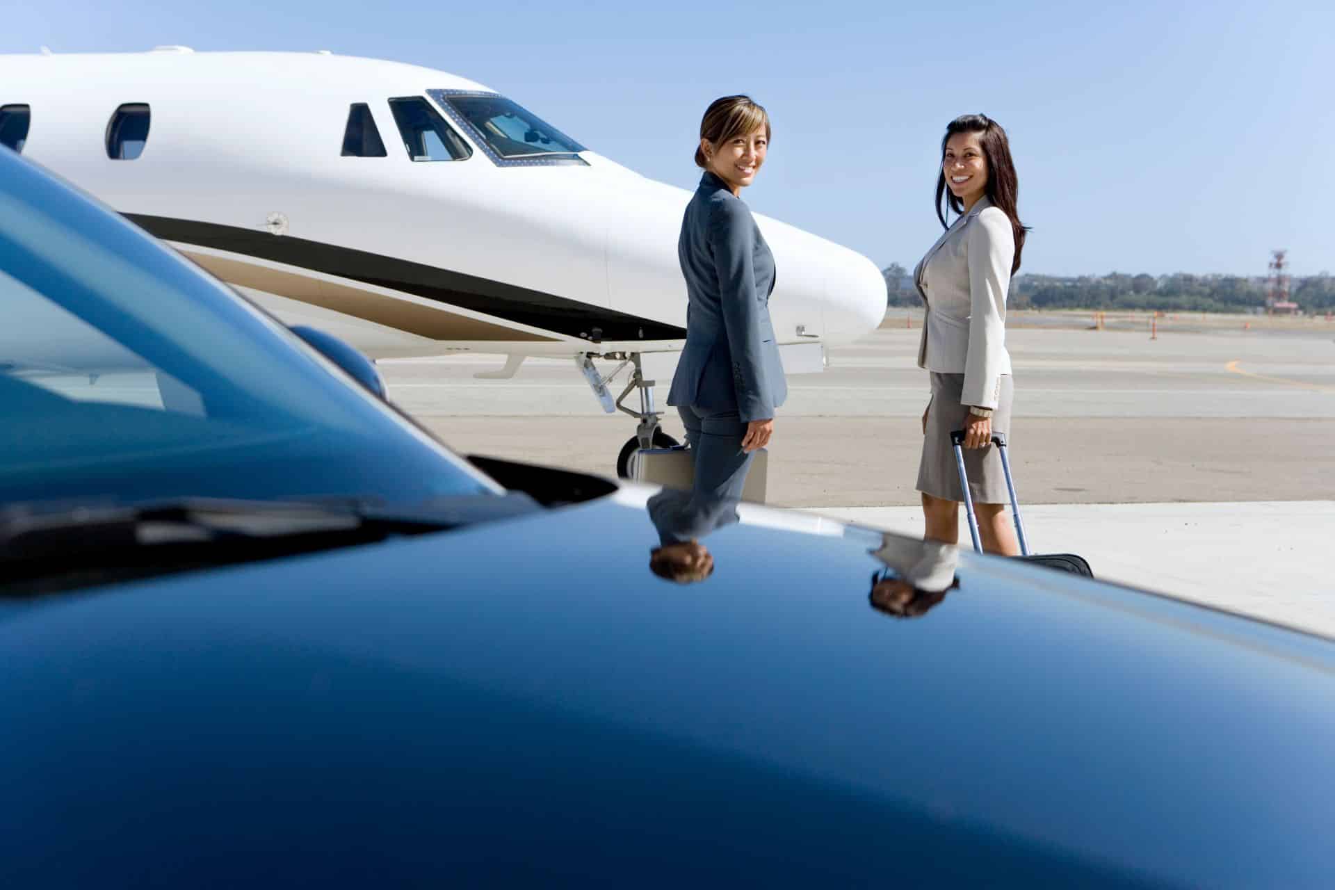 Benefits of Booking Airport Limo Service