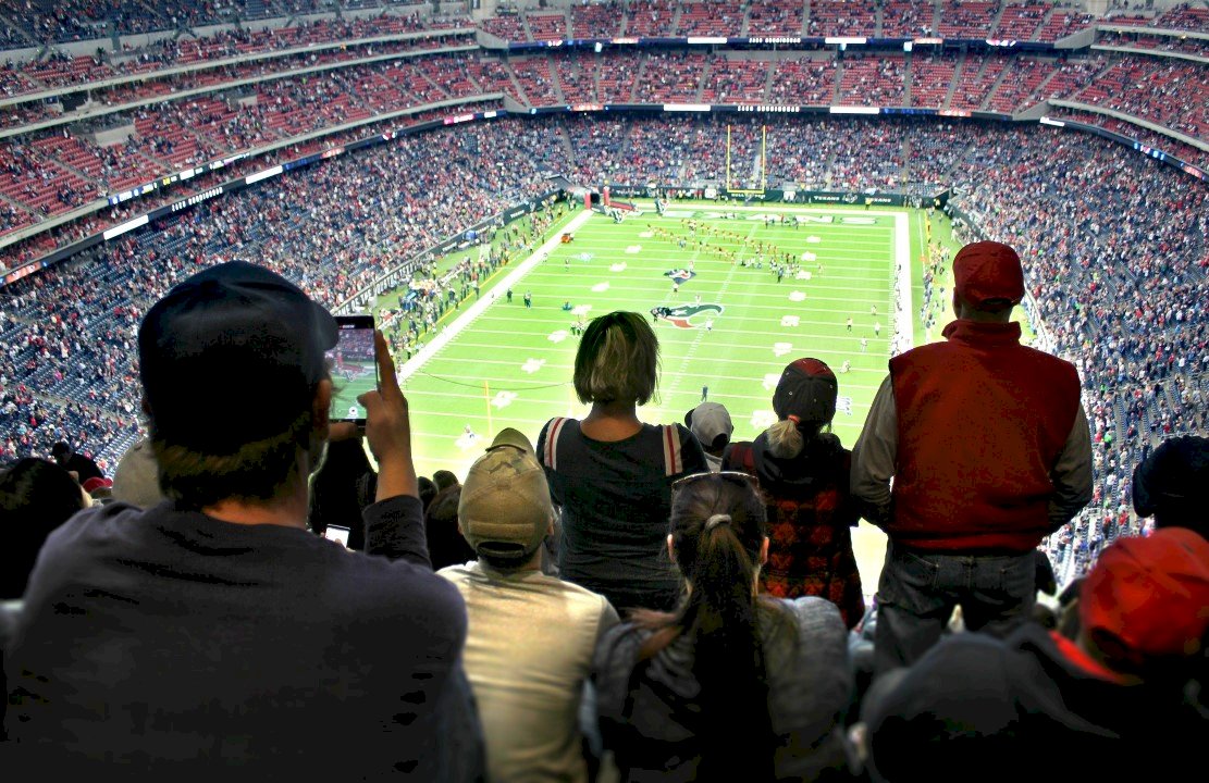 Mastering Sports Frenzy in New York